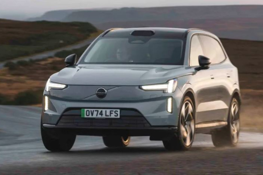Naują Volvo EX90 Single Motor sumažina galią ir kainą