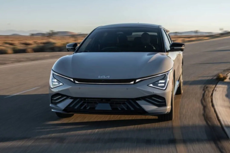 Atnaujintas „Kia EV6“: Modernesnis dizainas ir patobulintos technologijos