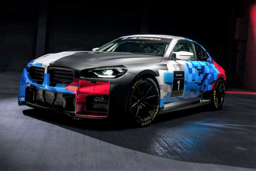 2025 BMW M2 Racing – Grynai lenktynėms sukurtas automobilis be kompromisų