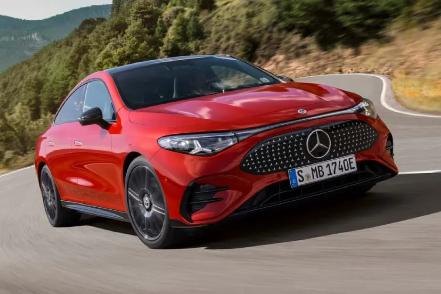 Naujas visiškai elektrinis Mercedes-Benz CLA: kainos, specifikacijos ir inovatyvūs sprendimai