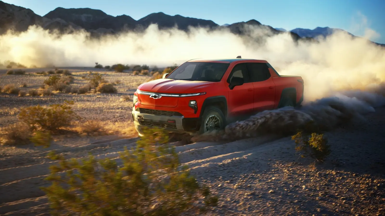 2027 m. Chevrolet Silverado EV brangsta ir keičiasi