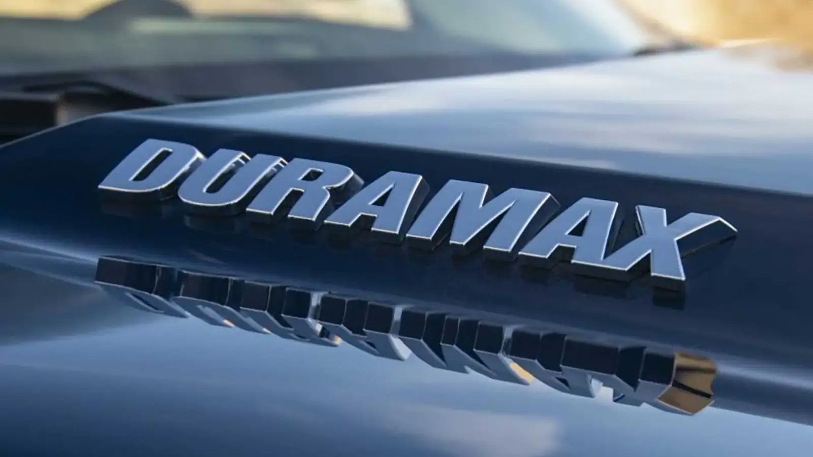 GM kuria 8,3 l „MegaMax“ dyzelį sunkiesiems pikapams
