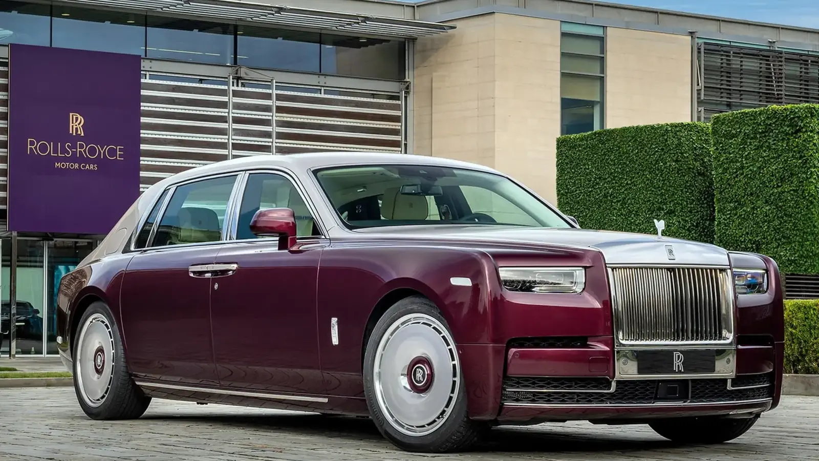 Rolls-Royce Phantom Hummingbird su perlamutro inkrustacija