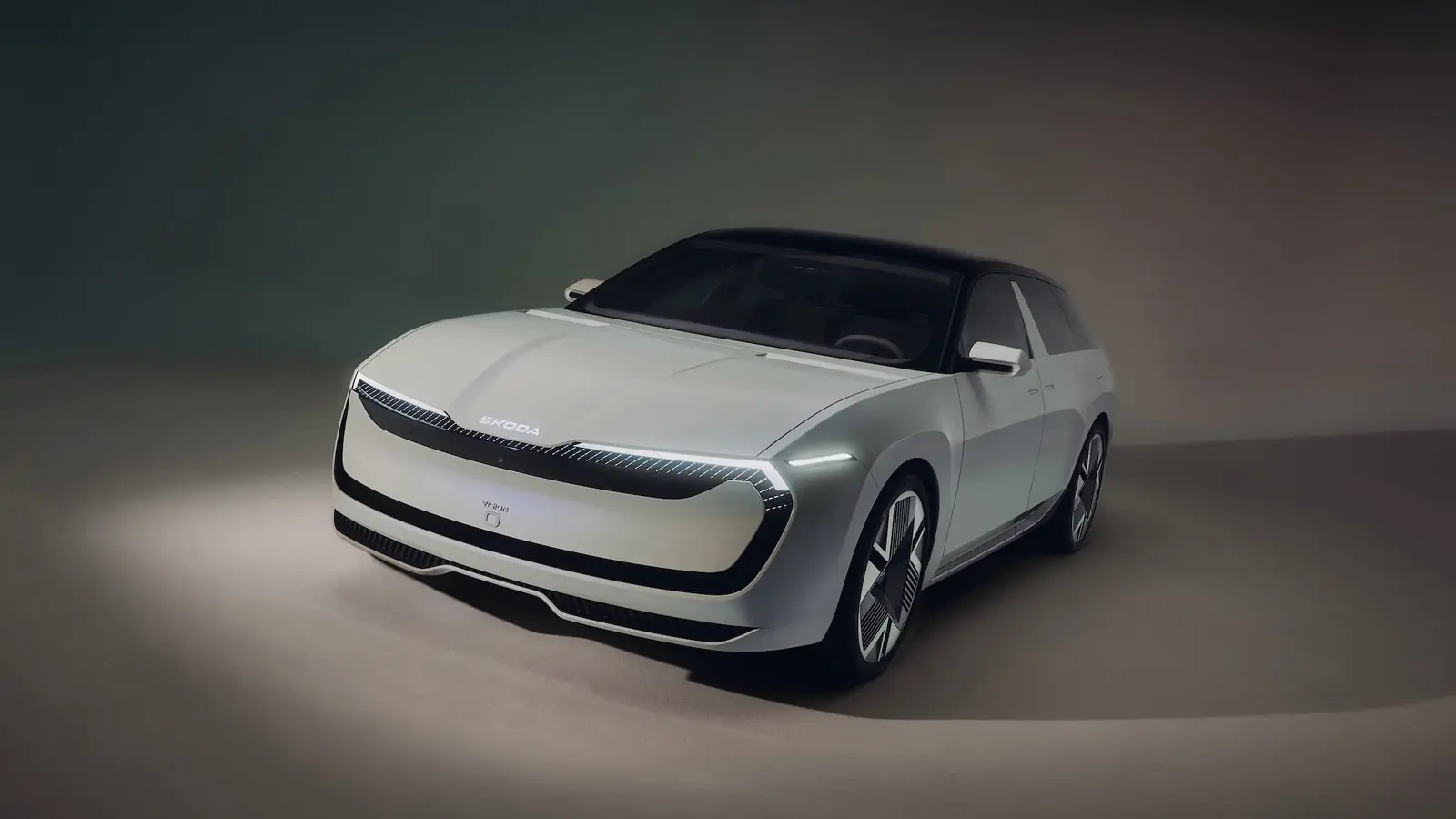 Skoda Superb ateitis: ar Vision O pakeis du modelius?