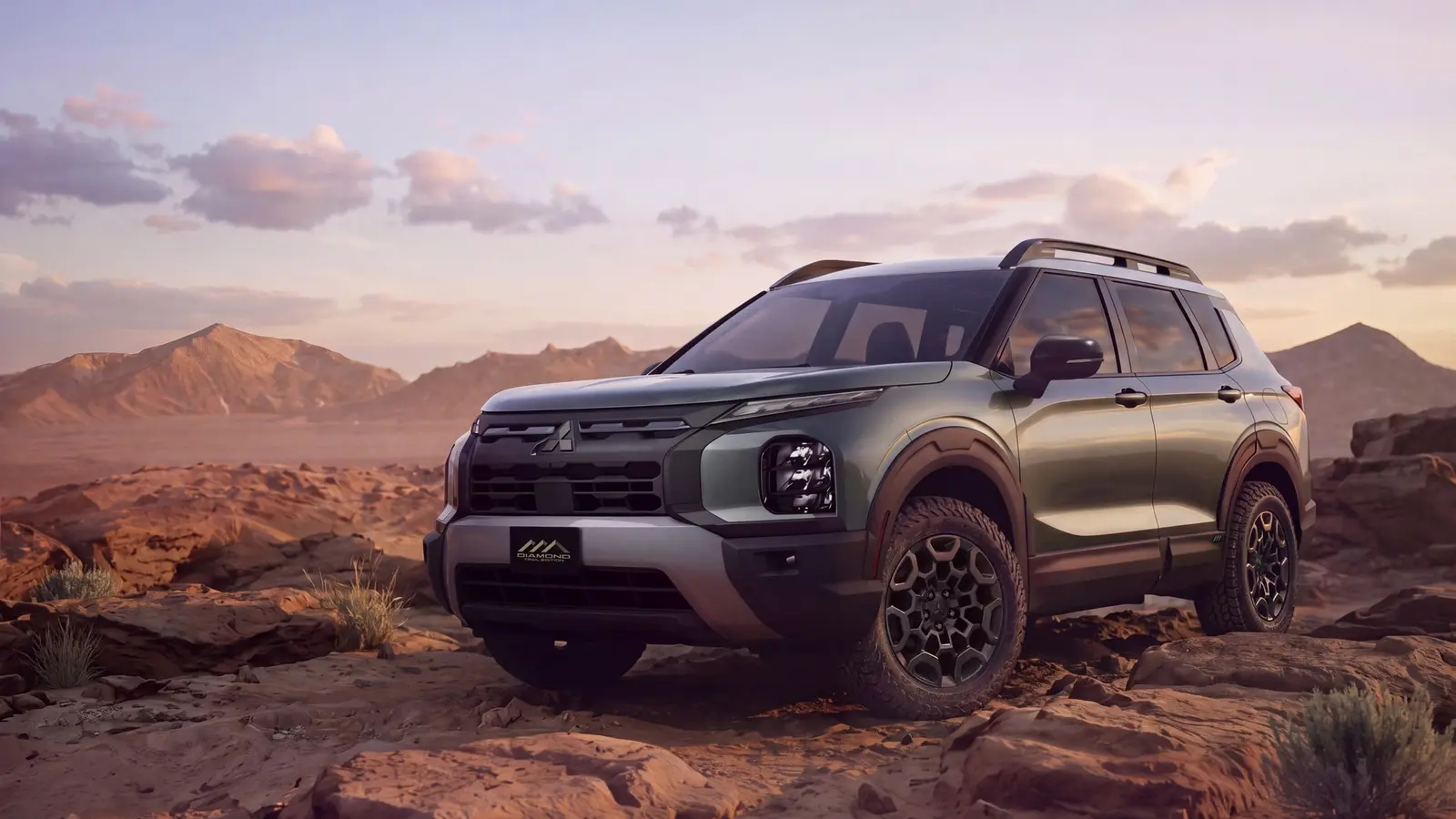 Mitsubishi pristato 2028 m. Outlander Diamond Trail