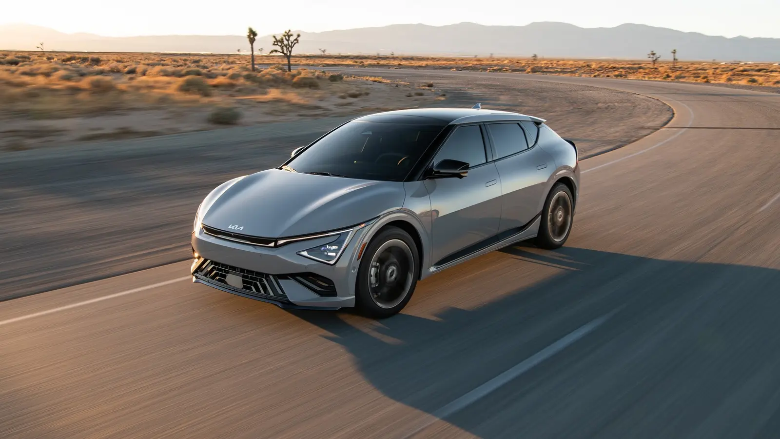 2027 m. „Kia EV6“ kainos nesikeičia visoms versijoms