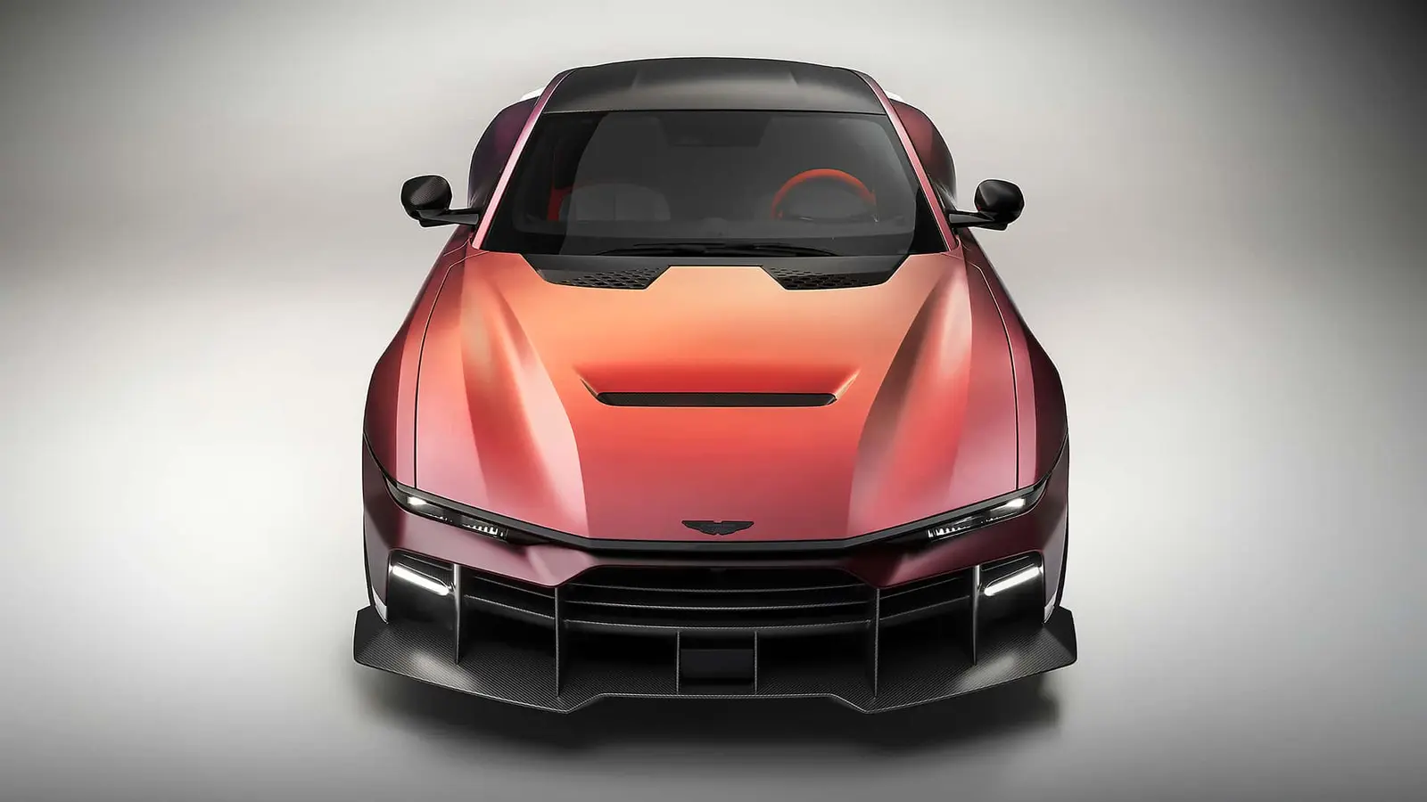 Aston Martin elektromobilį atideda iki 2033-2035 m.