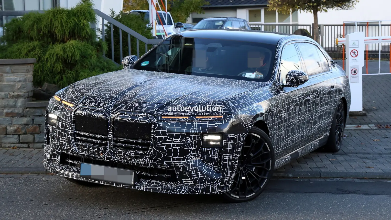 Alpina rengia galingesnę BMW 7 serijos flagmano versiją