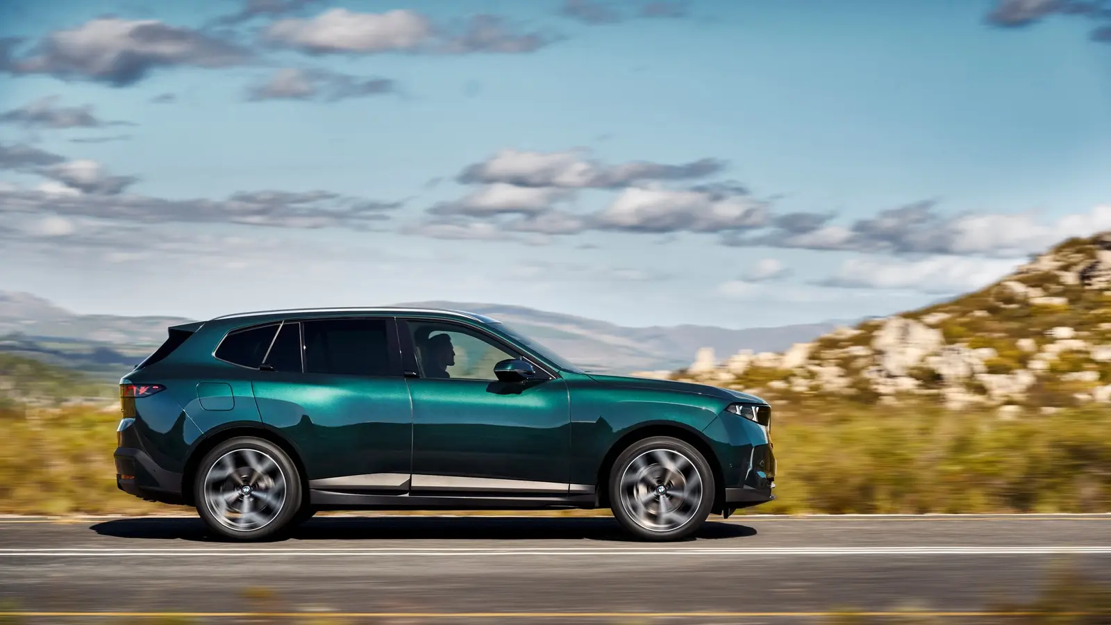 Naujojo BMW X5 ir iX5 kainos Jungtinėje Karalystėje