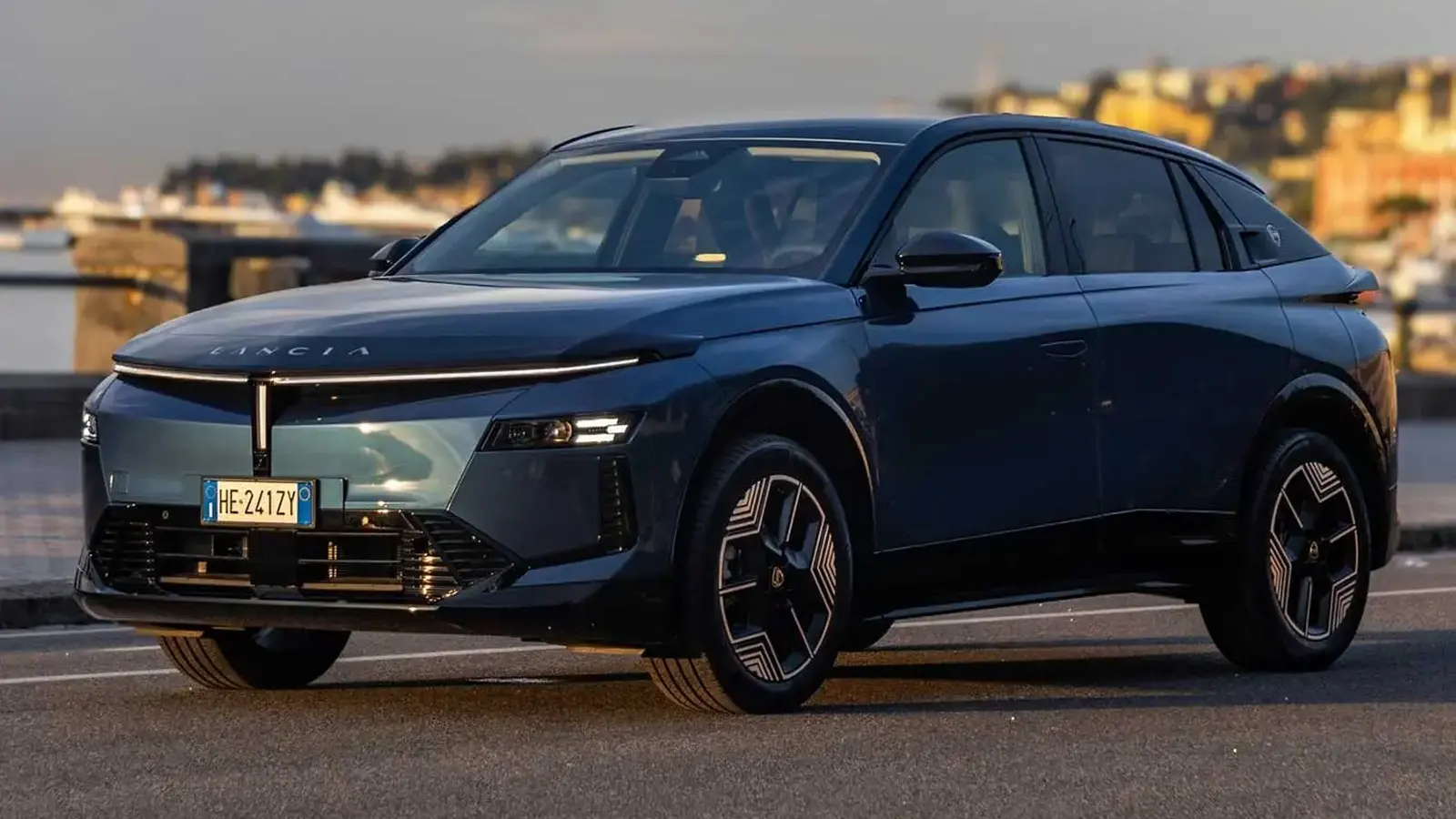 Naujoji Lancia Gamma: aerodinamika ir elektrinė galia