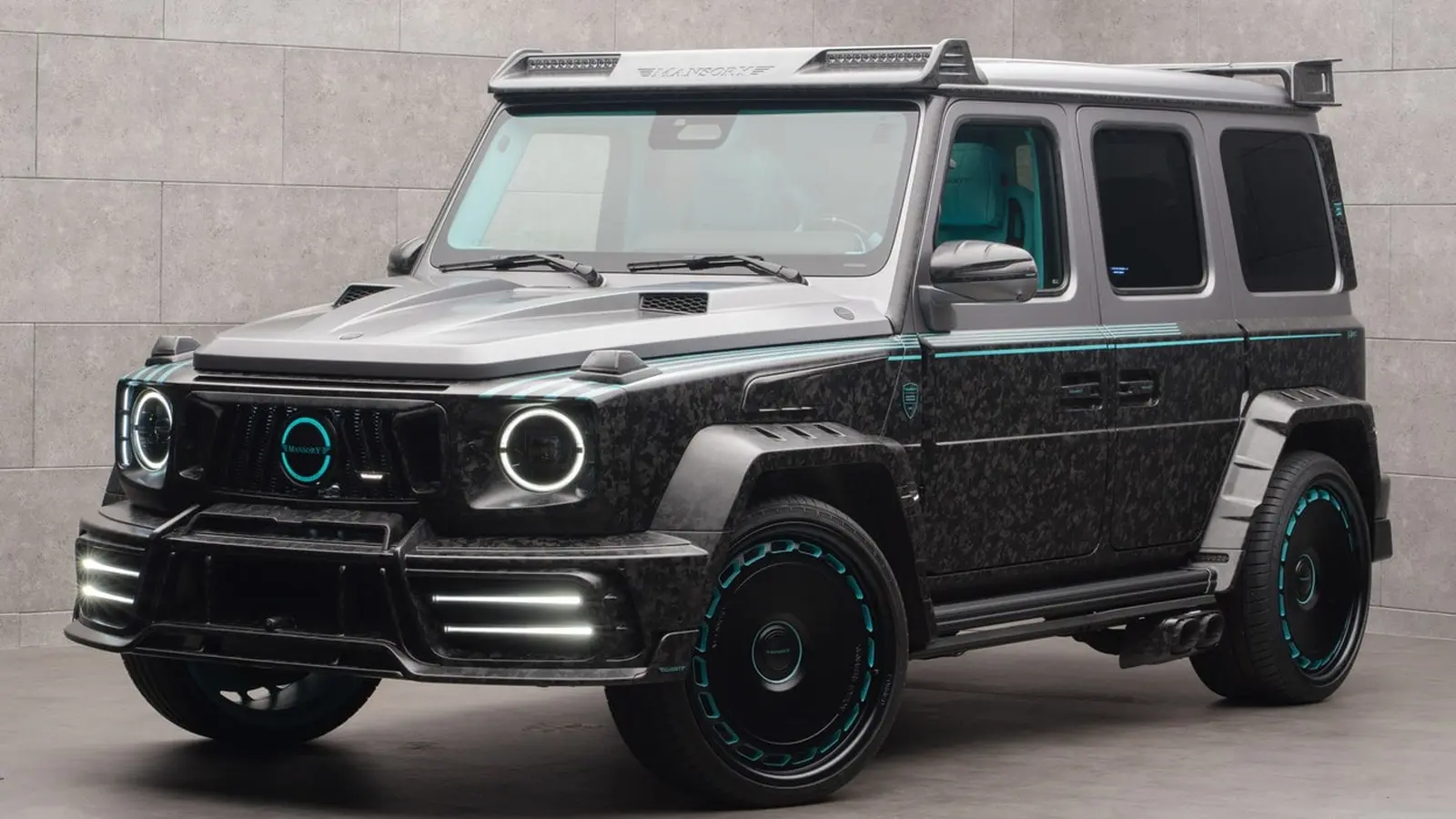 Mansory Grand Entree: G 63 su atvirkštinėmis durimis