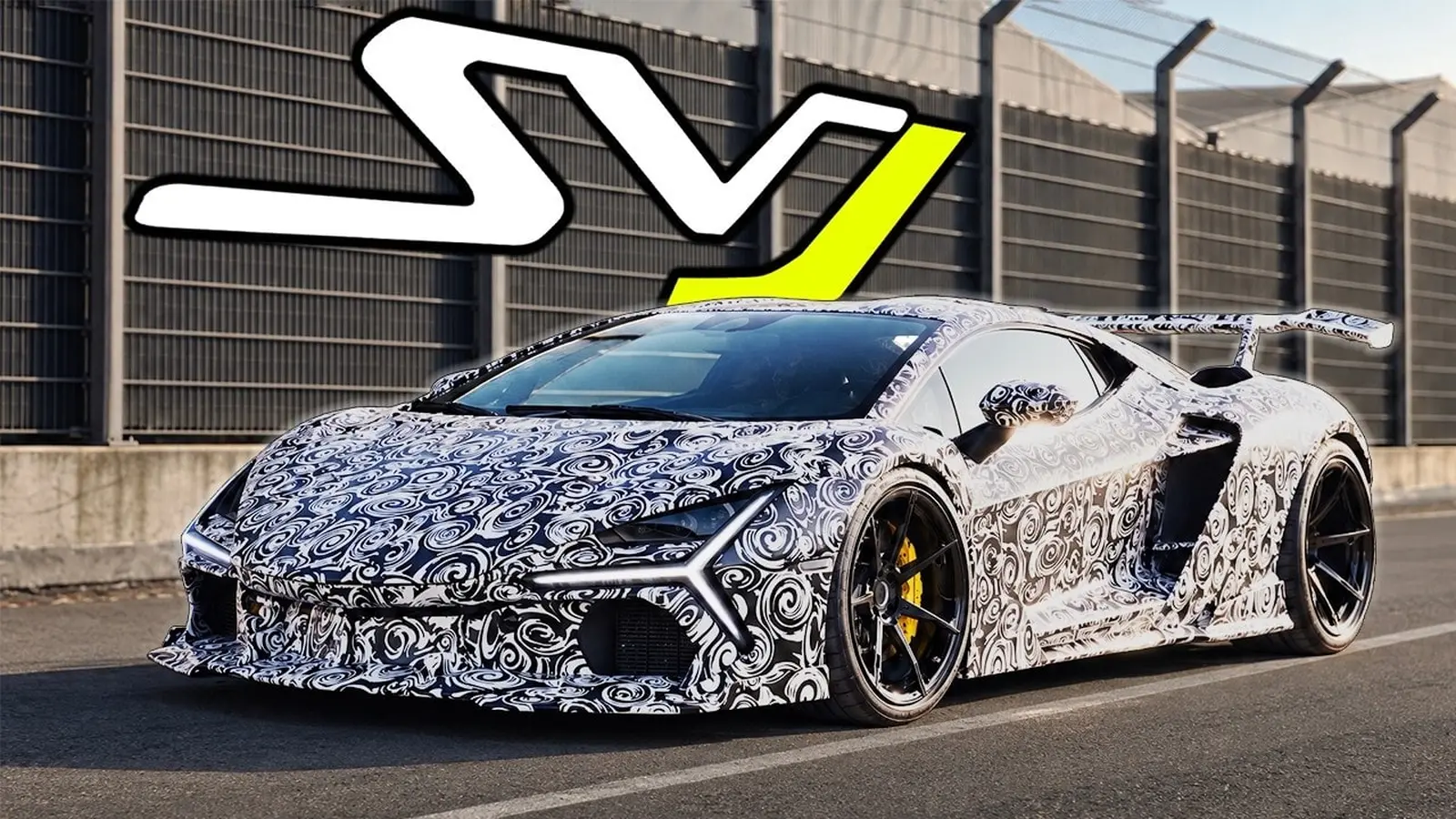 Lamborghini Revuelto SVJ prototipas pastebėtas viešumoje