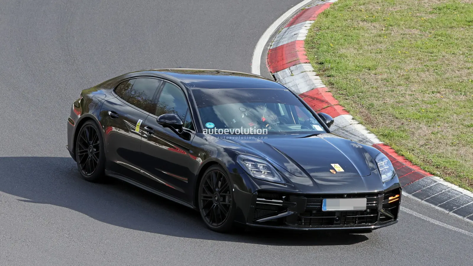 Porsche Panamera atnaujinimas: pirmieji bandymai