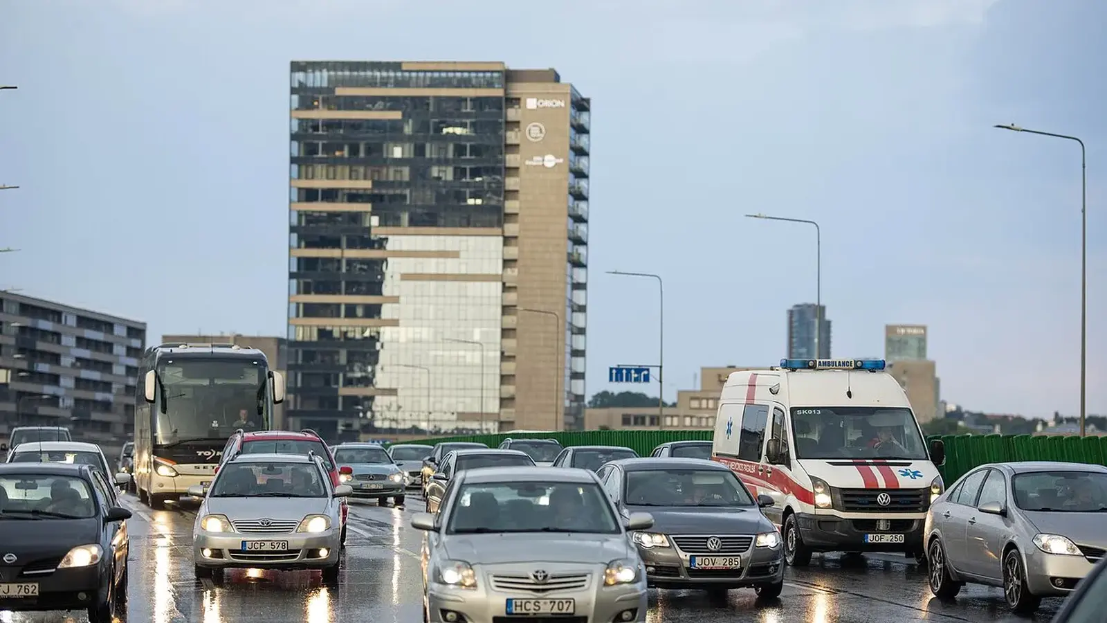 Spūstyse avarijų mažiau: ką rodo Lietuvos draudimo duomenys