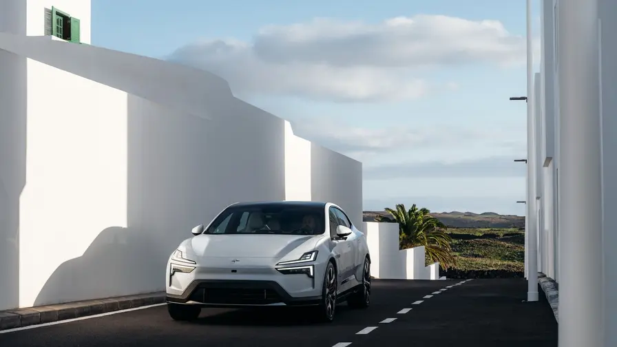 Polestar traukiasi iš JAV: 2026 m. automobiliai išparduodami